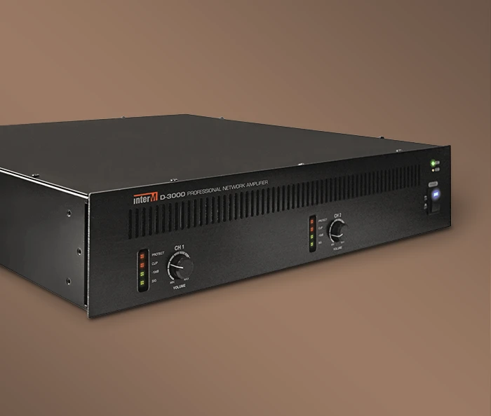 Цифровой усилитель мощности с сетевым интерфейсом Dante D-3000 и D-6000